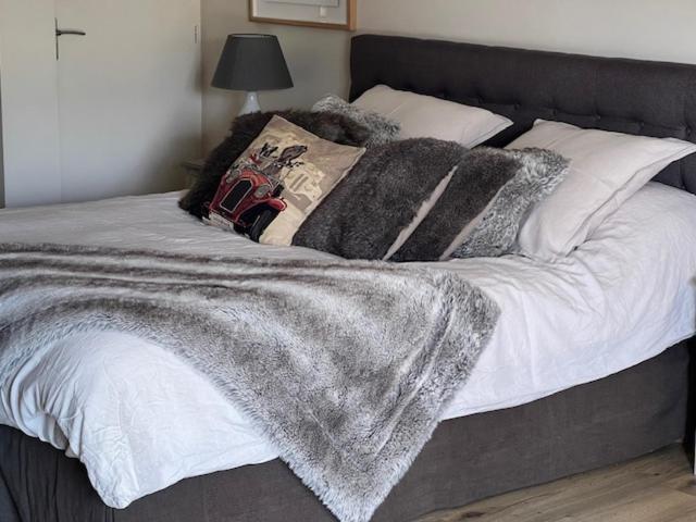 Agreable Chambre D Hote Avec Piscine Et Jacuzzi Thégra Extérieur photo