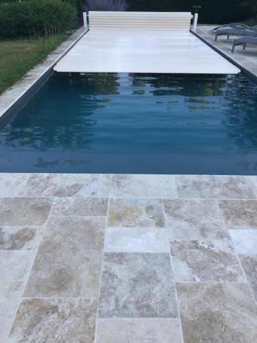 Agreable Chambre D Hote Avec Piscine Et Jacuzzi Thégra Extérieur photo