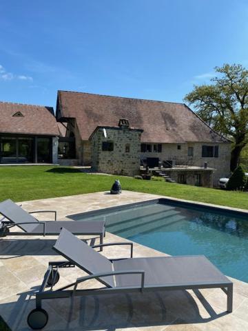 Agreable Chambre D Hote Avec Piscine Et Jacuzzi Thégra Extérieur photo