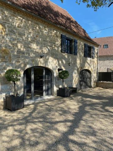 Agreable Chambre D Hote Avec Piscine Et Jacuzzi Thégra Extérieur photo